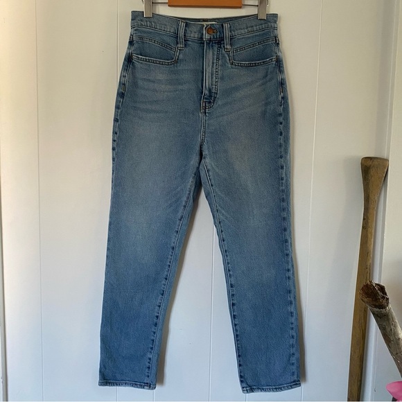 Madewell The Momjean Florian Wash TENCEL Denim Yoke-Pocket Blue Retro High Rise - Picture 3 of 13